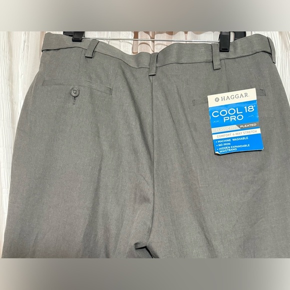 Haggar Gray Dress Pants with Straight Leg and Flat Front - Picture 4 of 6